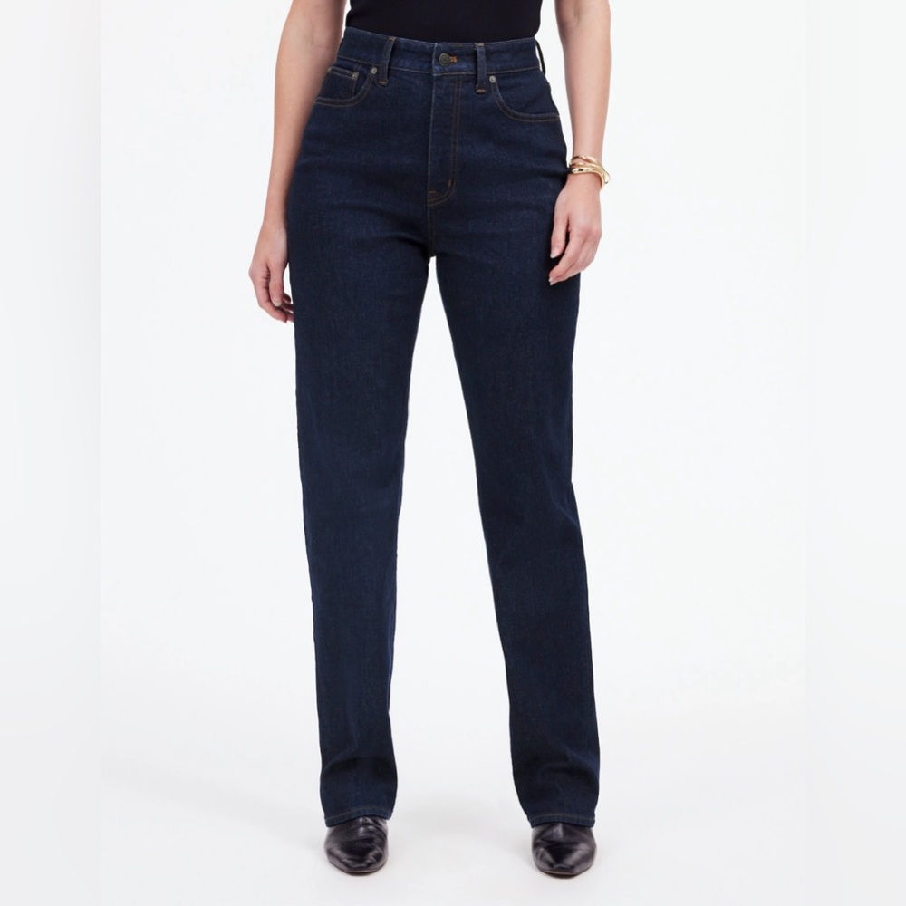 Madewell The Curvy '90s Straight Jean in Norman Wash